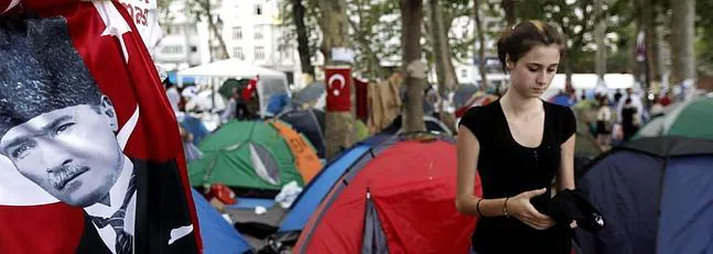 Erdogan da un «último aviso» a los manifestantes