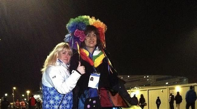 Detenida una italiana en Sochi por llevar los colores del arco iris