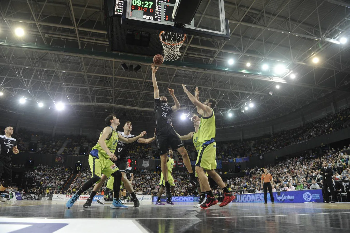 Las mejores imágenes del Bilbao Basket-Estudiantes
