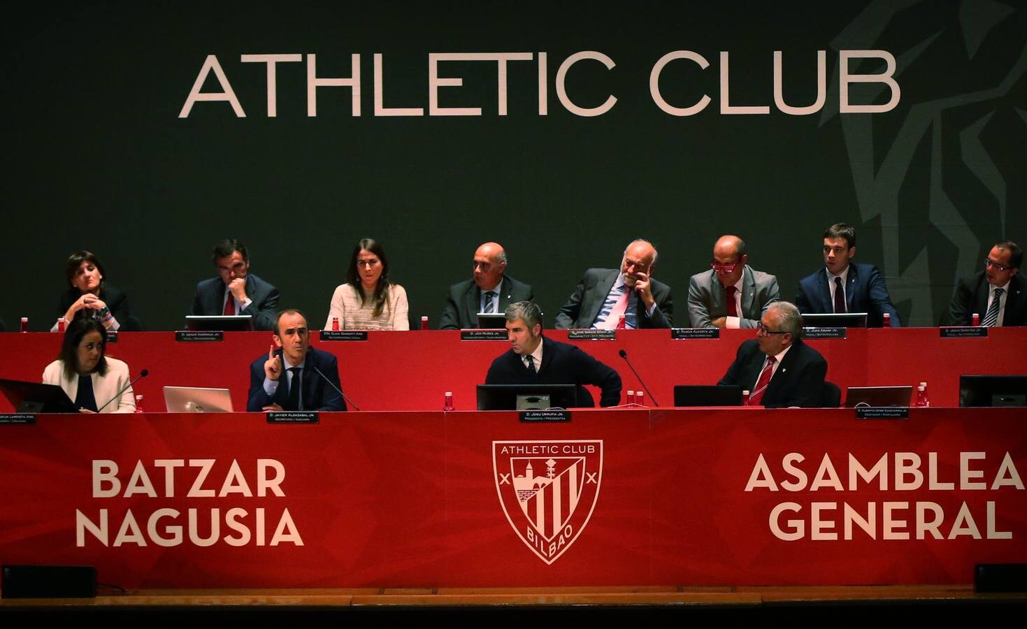 Las mejores imágenes de la asamblea de compromisarios del Athletic
