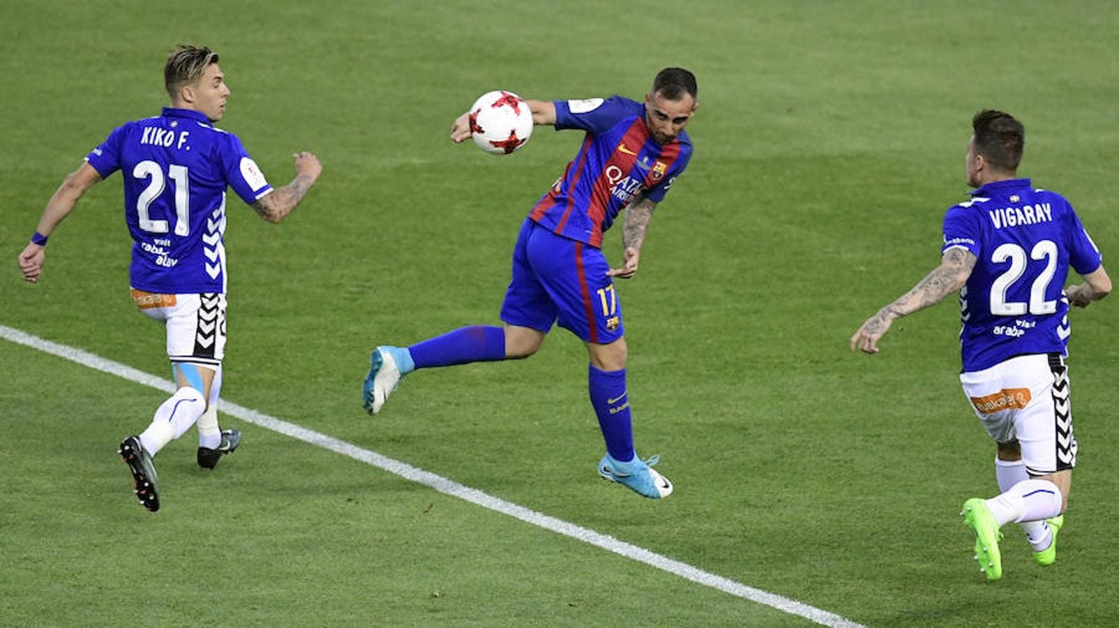 Las mejores imágenes de la final de Copa entre el Barcelona y el Deportivo Alavés