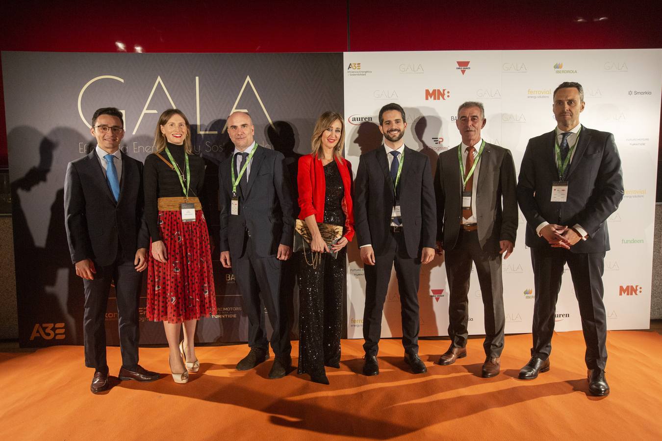 Mario Fernández, Olatz Molinos, Iñigo Beraza, Leire Blasco, Rubén Bustamante, Paco López y José Luis Fierro, representantes de las empresas vascas en la gala. Fotografías: PABLO COBOS