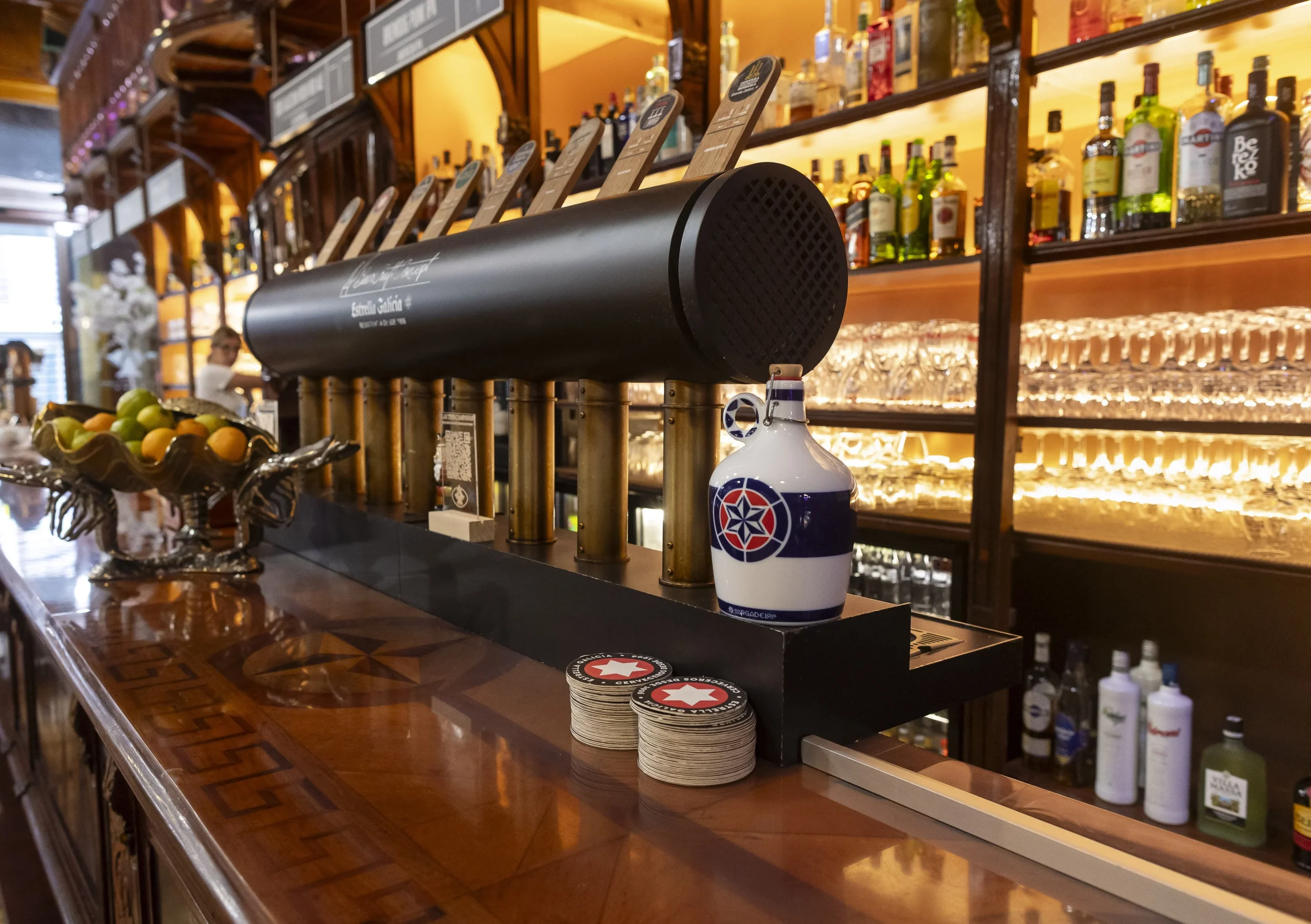 Grifo y tanque de Cerveza de Bodega