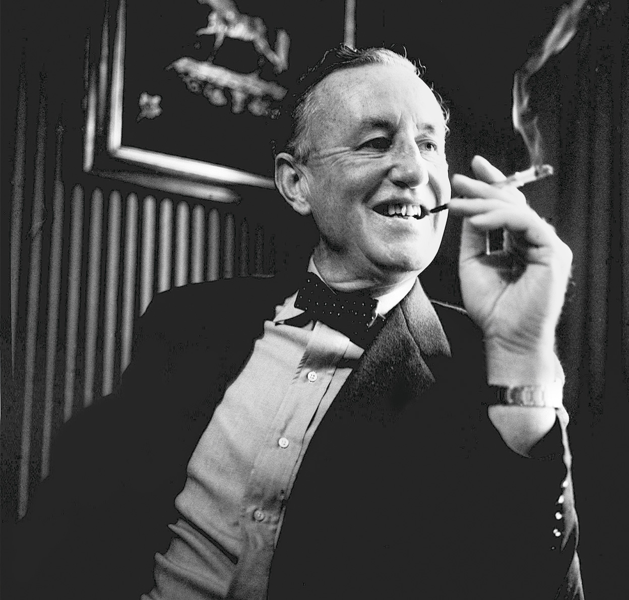 Ian Fleming, el creador de James Bond, era un obseso sexual: «Tenía fama de acosar a vírgenes en los taxis»